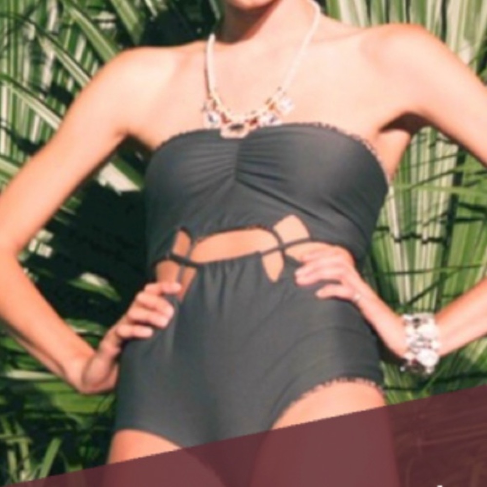 Acacia Swimwear // Paris Exclusive